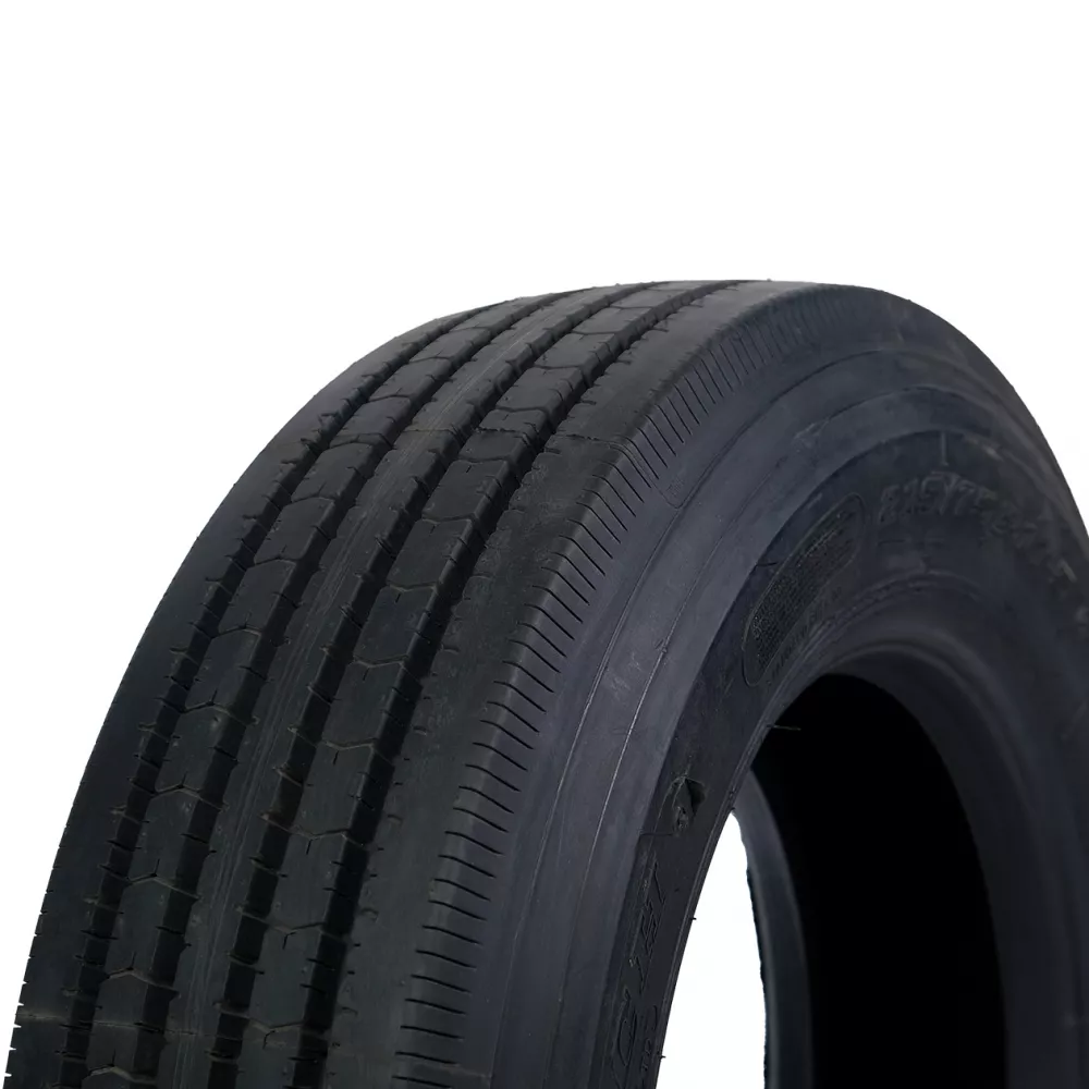 Грузовая шина 215/75 R17,5 Long March LM-216 16PR в Красновишерске