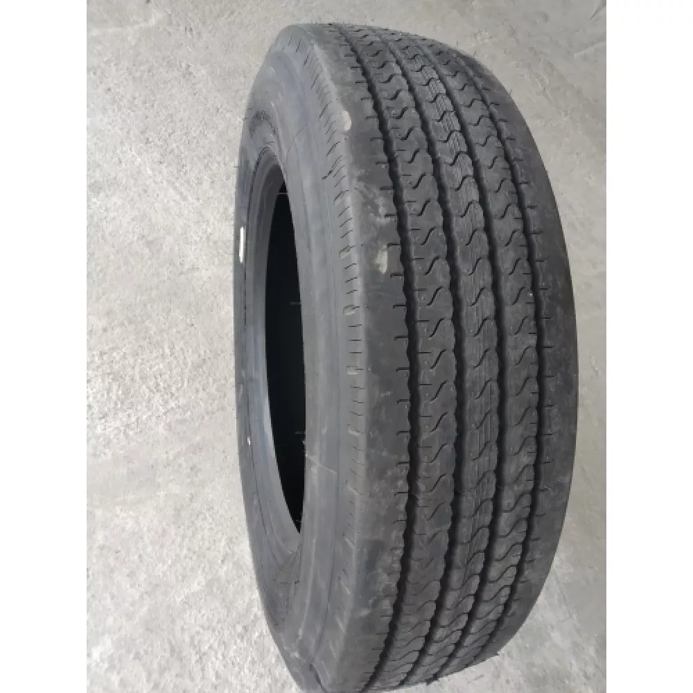 Грузовая шина 255/70 R22,5 Long March LM-120 16PR в Красновишерске