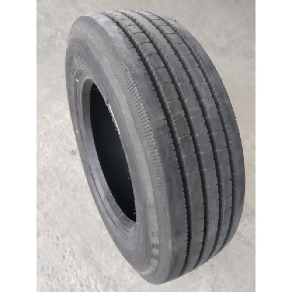 Грузовая шина 245/70 R19,5 Long March LM-216 16PR в Красновишерске